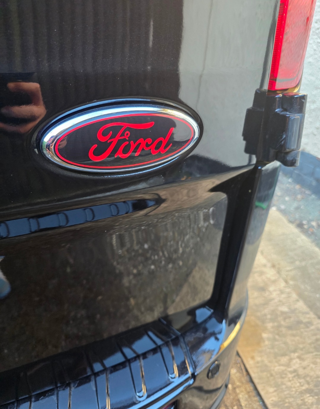FORD TRANSIT CUSTOM Front, REAR & STEERING WHEEL GEL BADGES SET OF THREE - Image 2